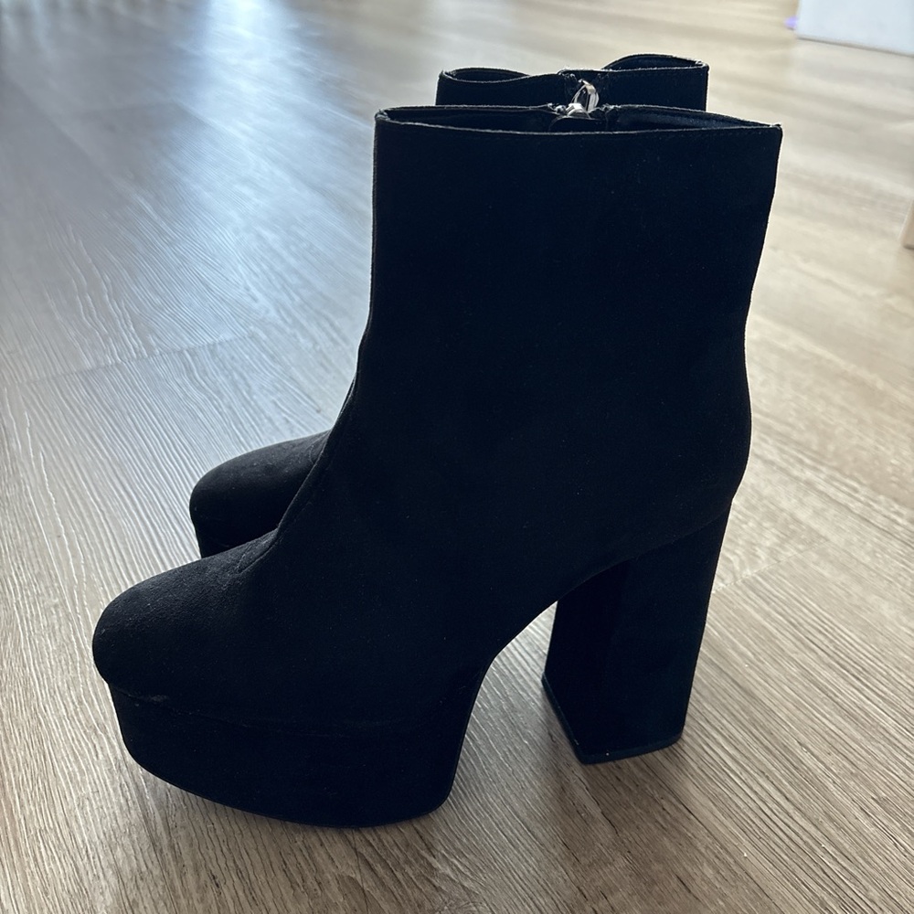 Zara Black Platform Boots